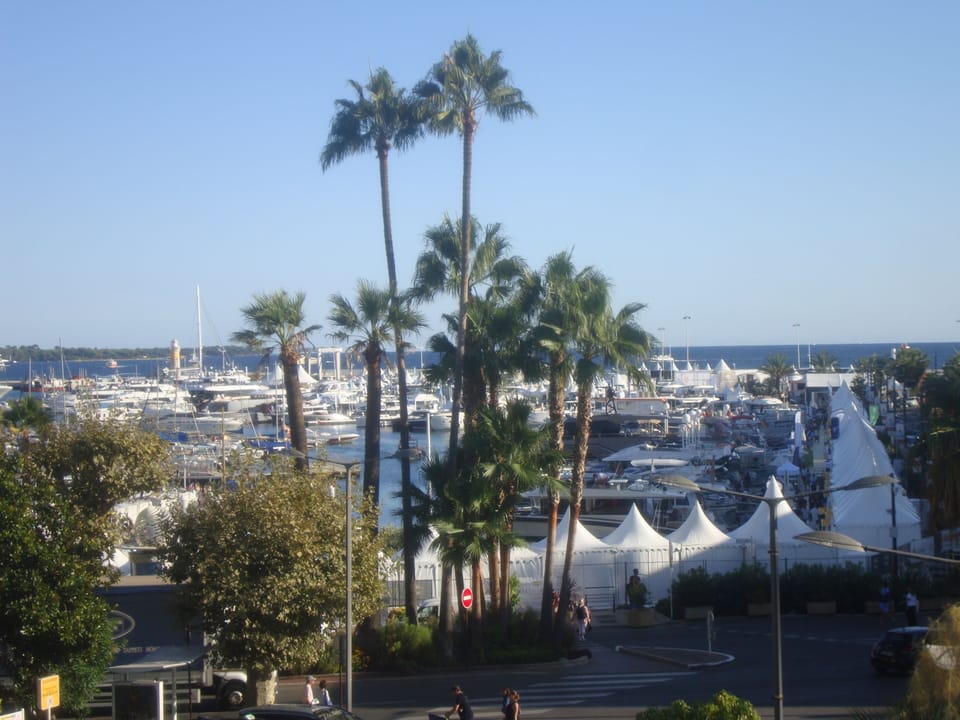 Exceptional Appart de charme 3 * at ♥ of Cannes Vieux Port, foot of Suquet Apartment in Cannes