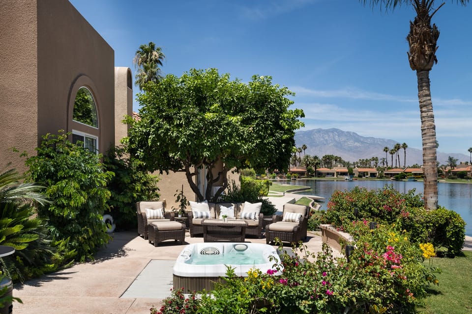 Terrace with lake access