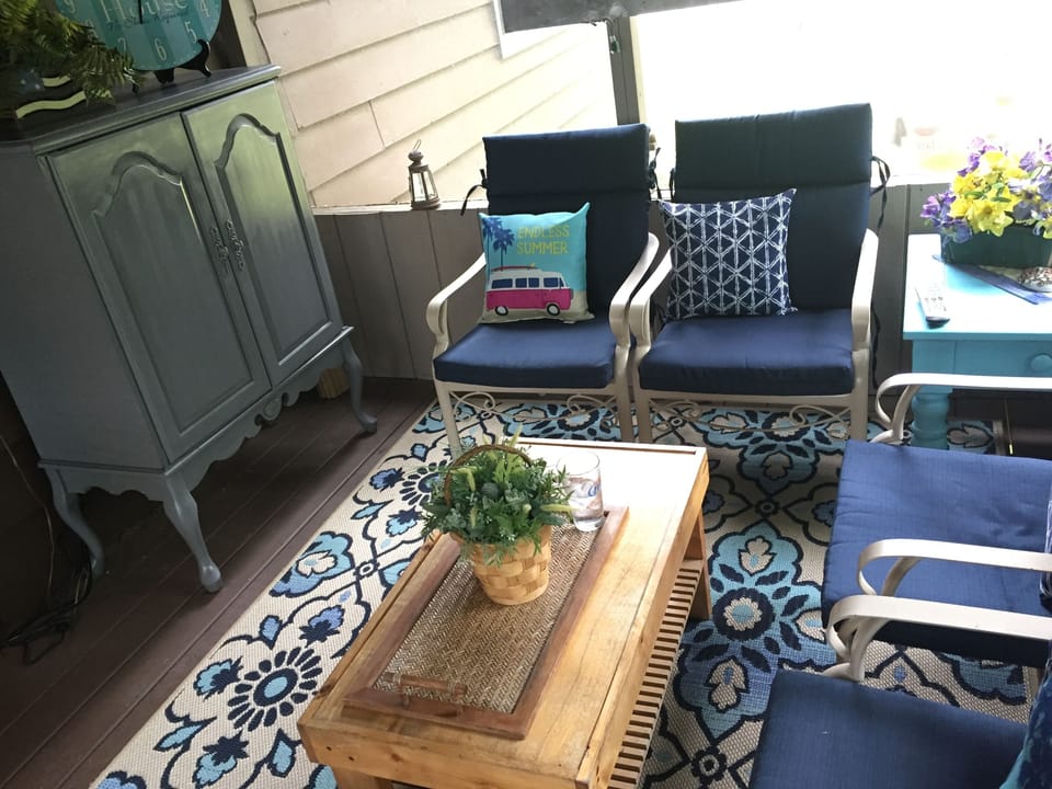 Large Screened Porch 