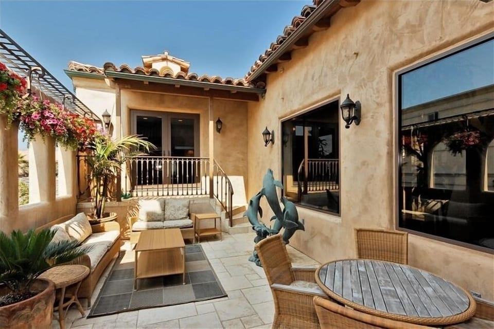 Exterior Courtyard with BBQ