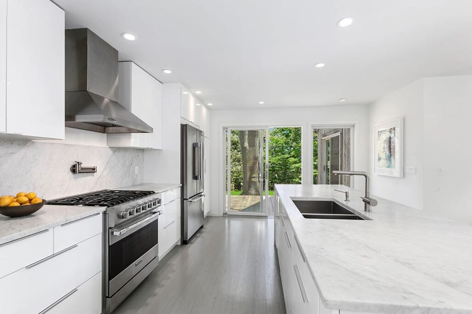 Chef's kitchen with Viking appliances.