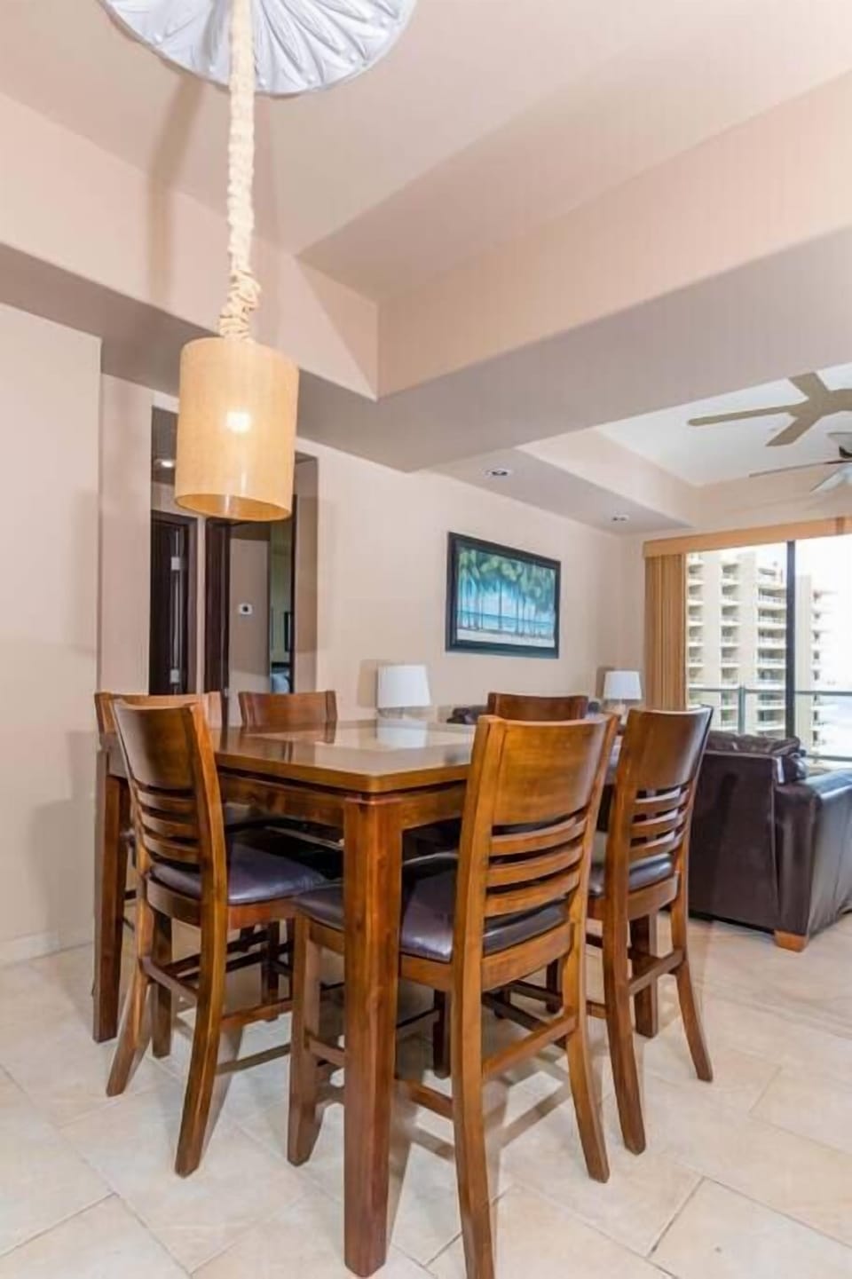 Dining Area (3)
