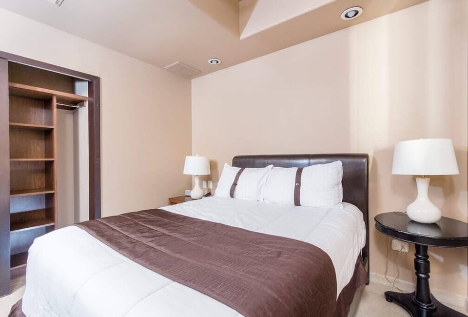 Bedroom (3)