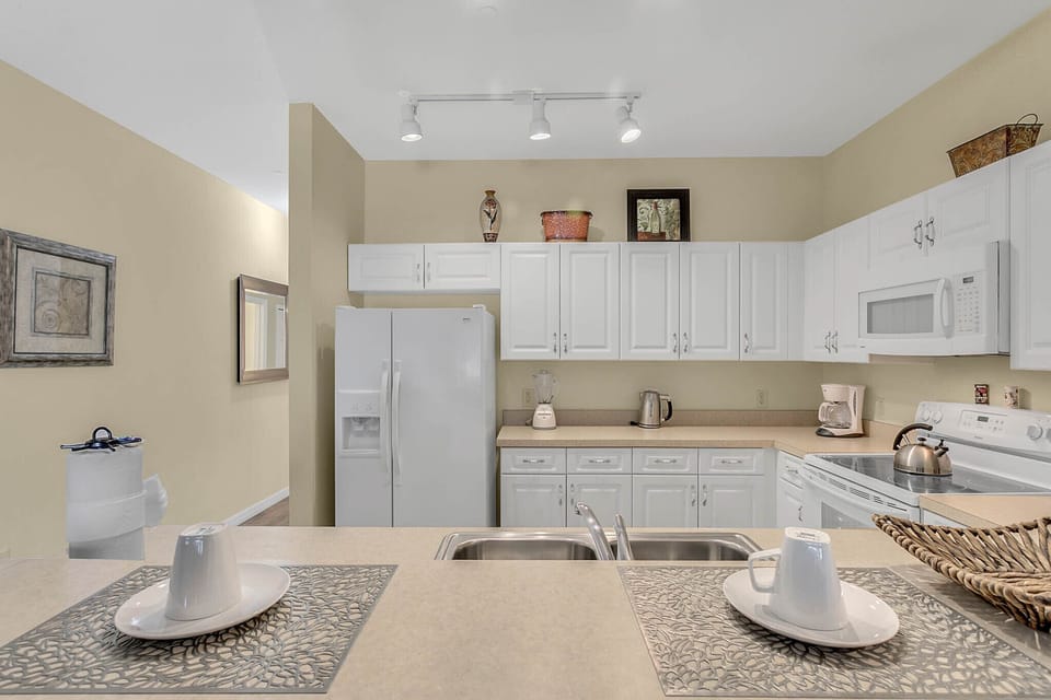 Fully equipped kitchen
