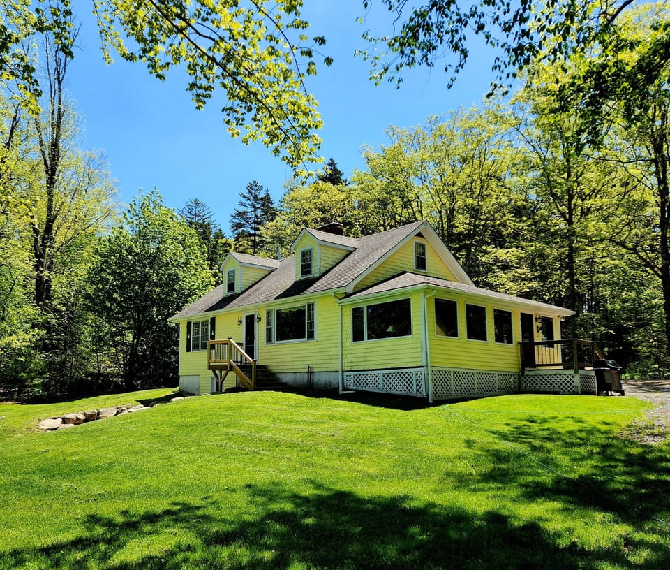 Yellow Dog Cottage