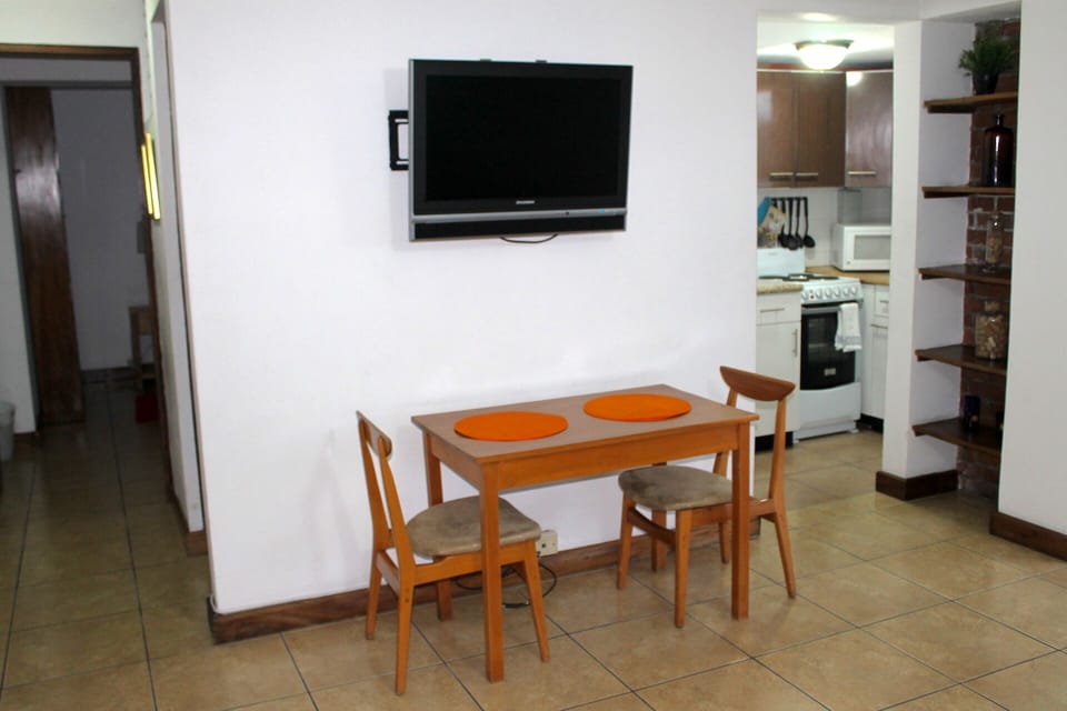 Efficiency Apartment (studio )