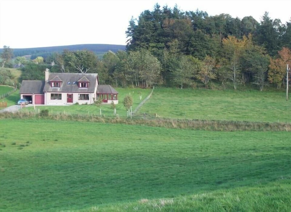 Clayhooter looking east