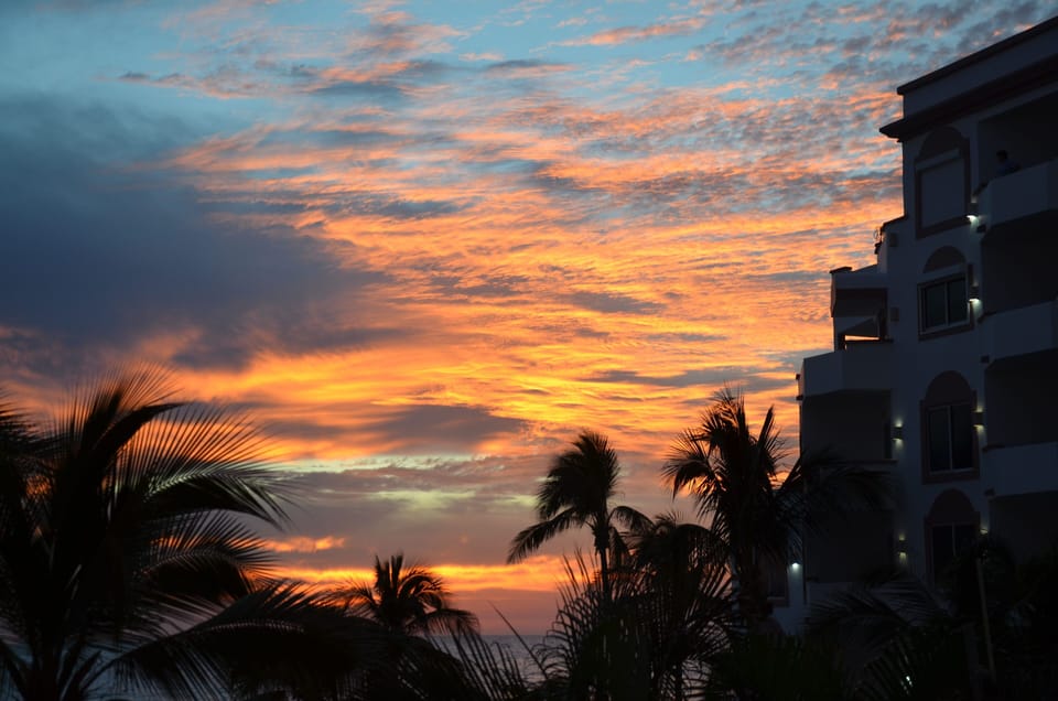 Enjoy this amazing sky from your balcony in paradise. 
