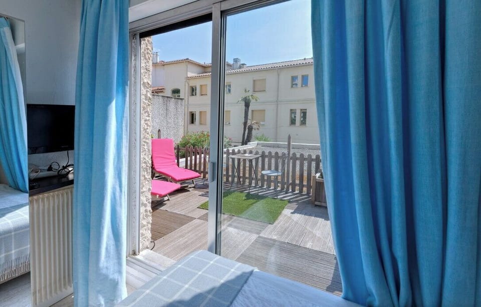 Balcony bedroom