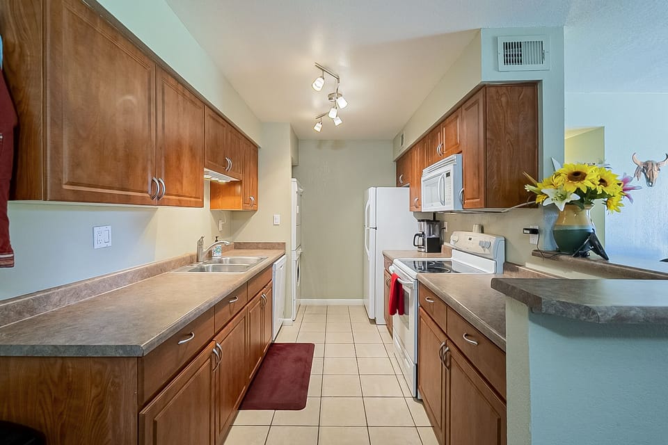 lots of storage, dishwasher, washer & dryer included.