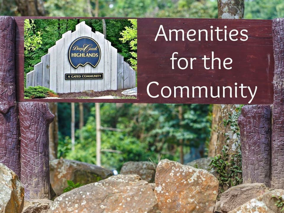 Tennis, basketball, playground, outdoor pool and picnic area