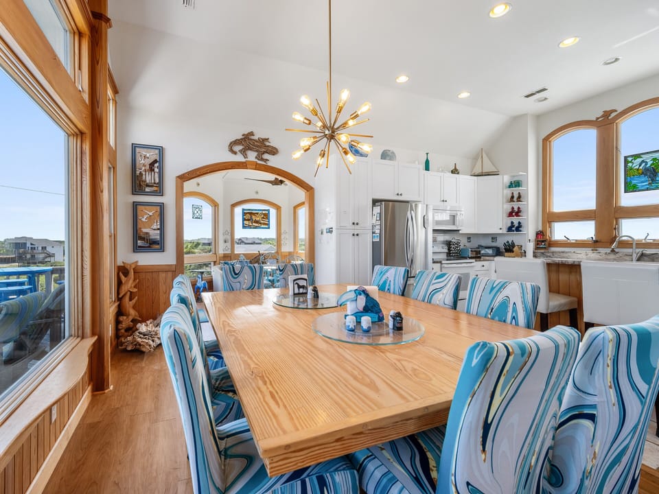 Dining area seats ten.  Additional seating in sunroom & at kitchen island.\