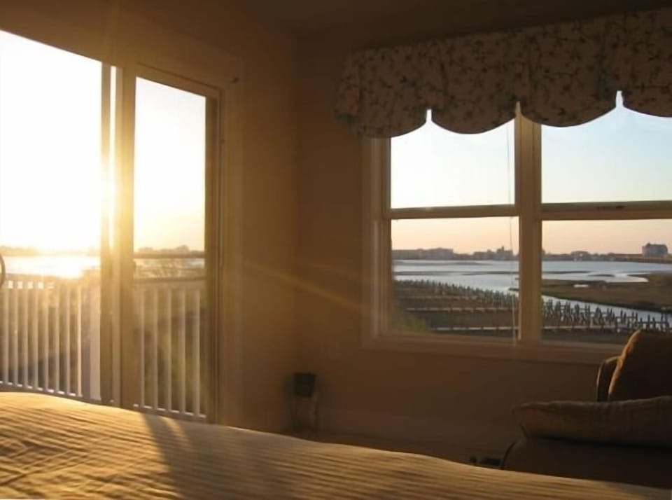 Master Suite at Sunrise