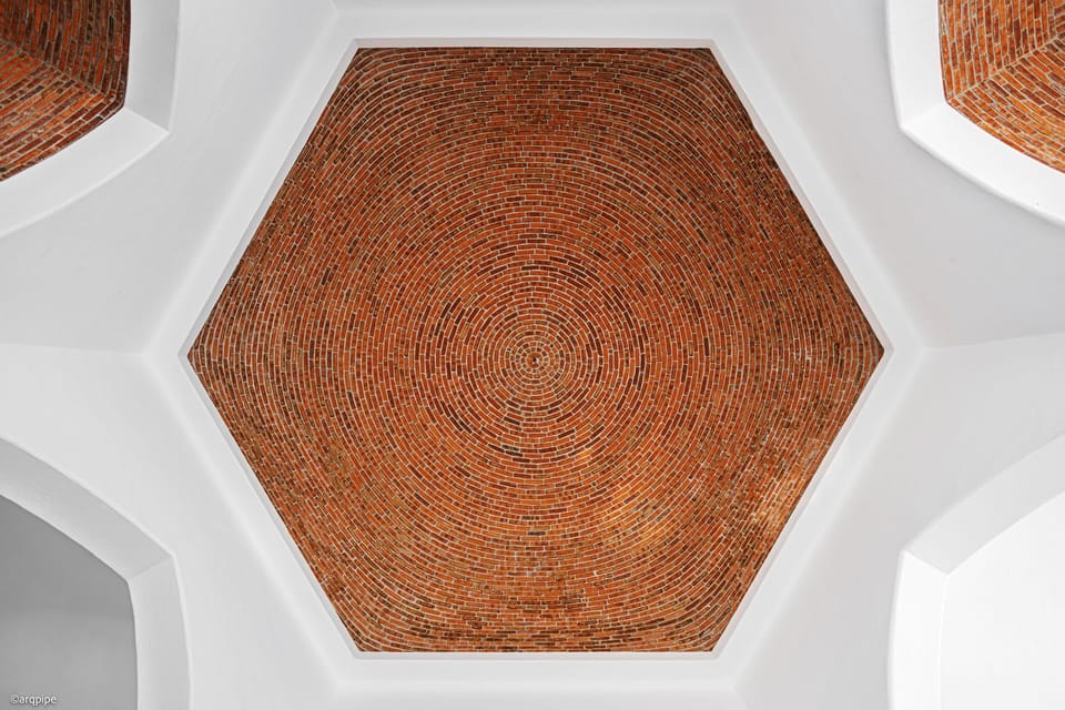 Ceiling Detail