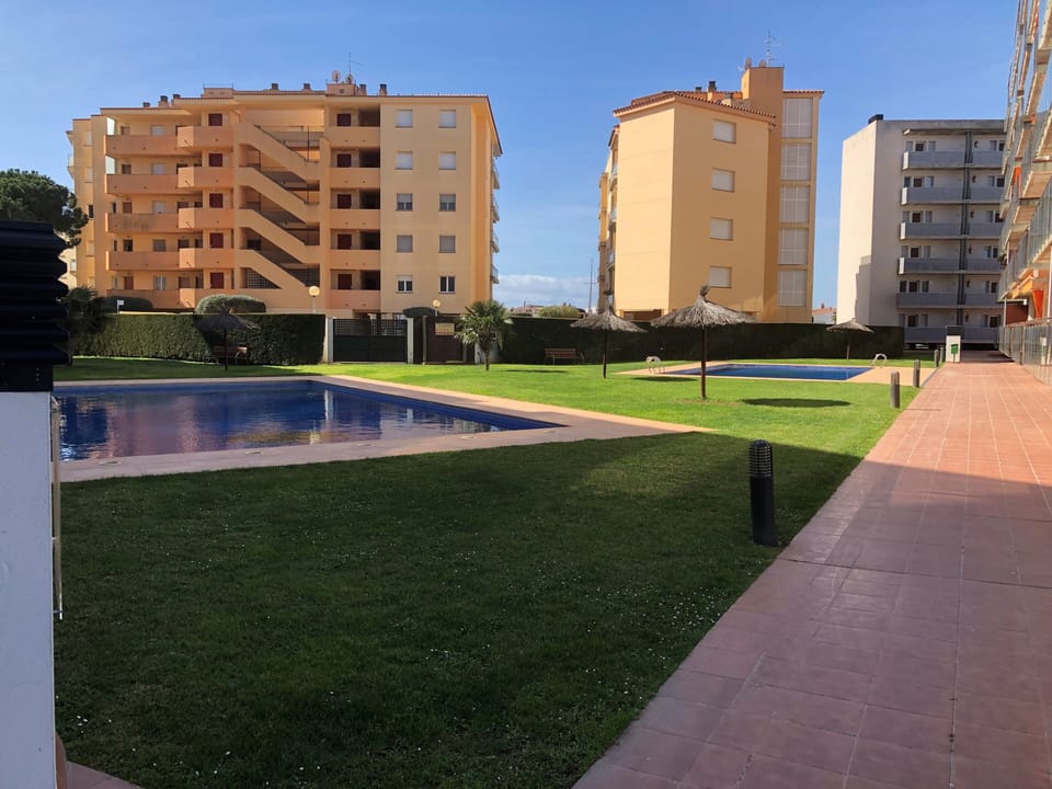 Garden & Pools
