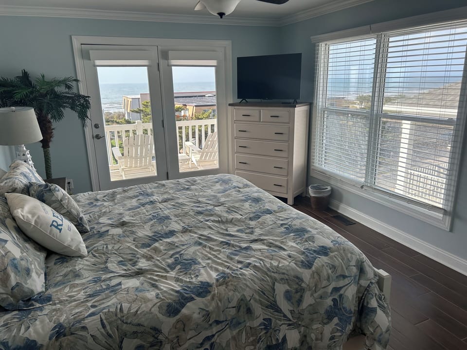 Third floor master suite