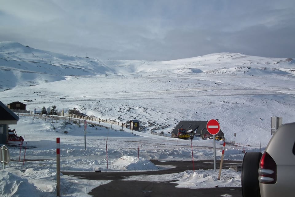 Snow and ski sports