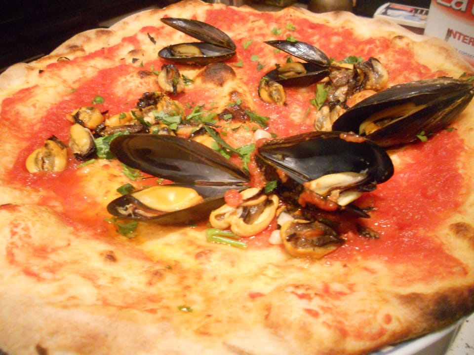Pizza with the mussels