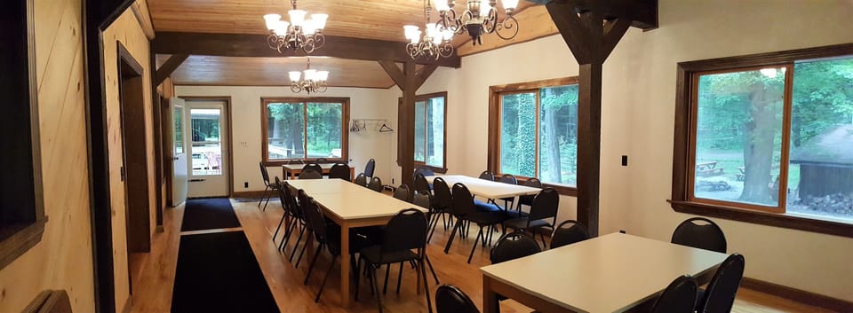 Eating Room, Sets 30 East Wing