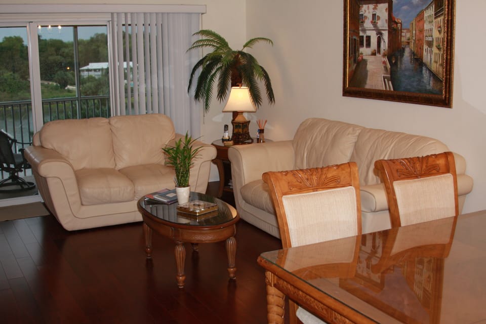 Relaxing living room with beautiful hardwood floors...
