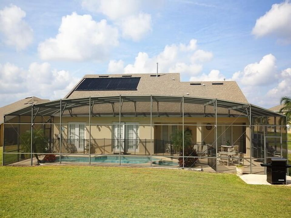 Spacious Luxury and Comfort Await! 