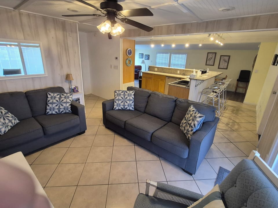 Open Den to Kitchen