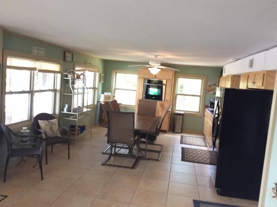 Large fully stocked kitchen great for family meals.