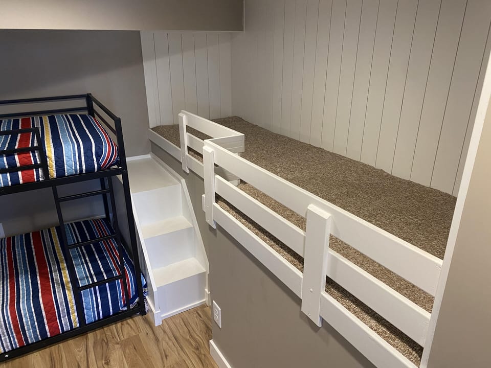 Kids can go "camping" in their sleeping bags in the kid's loft w/ soft floor.