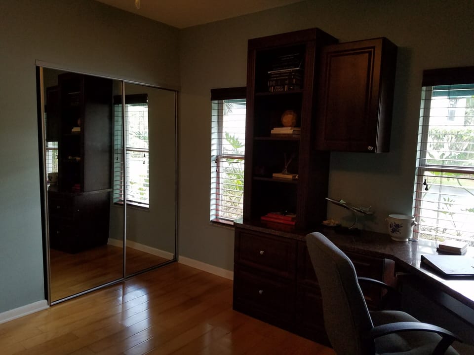 Second bedroom with desk