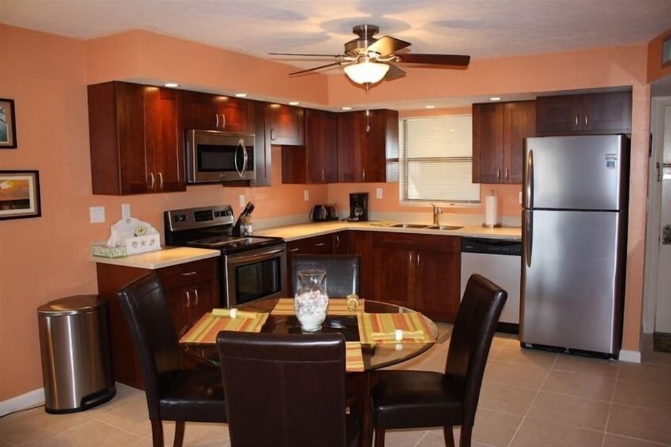 Fully Remodeled Kitchen with New Stainless steel appliances and dishwasher.