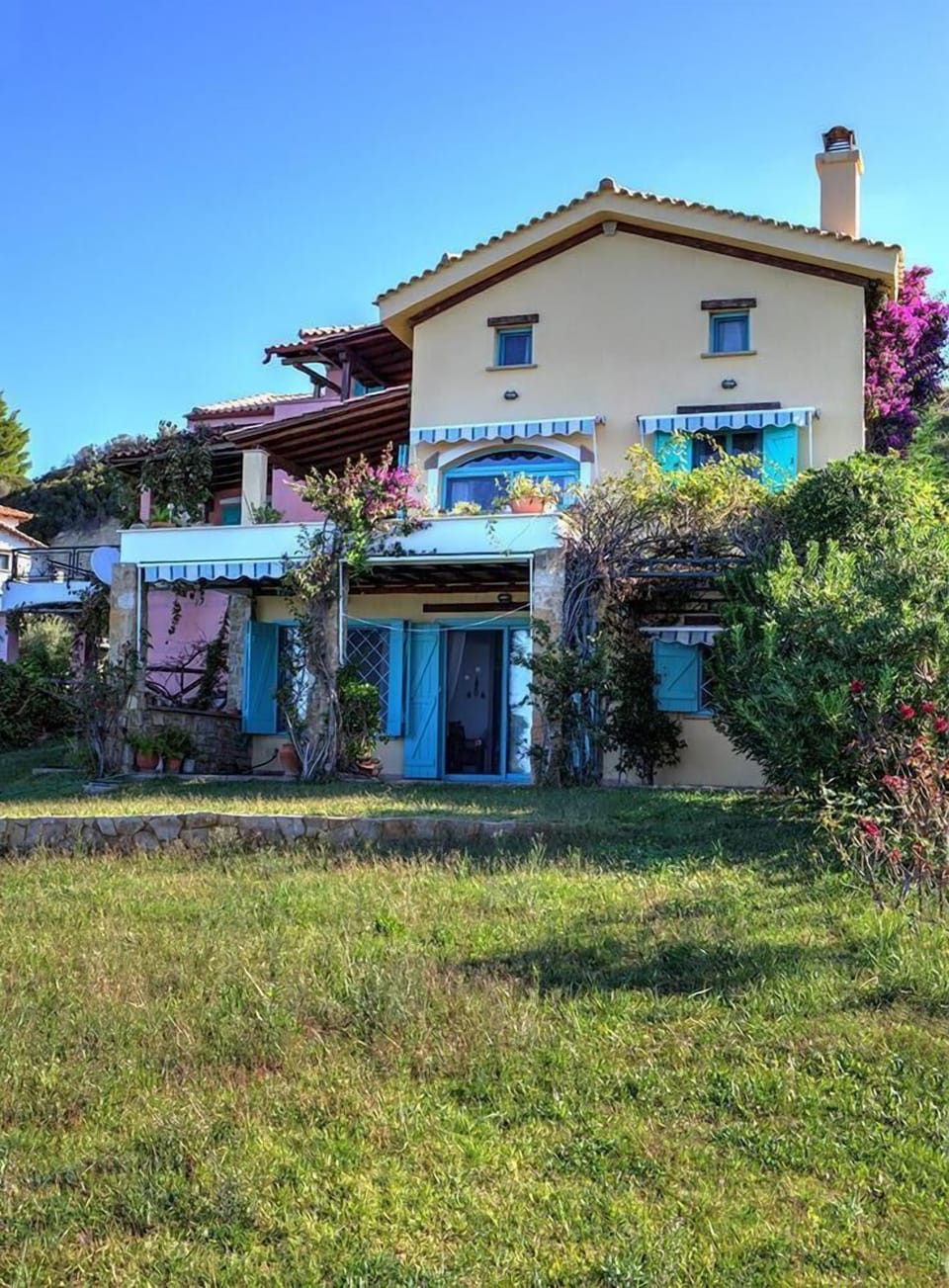 The house is organised in three levels