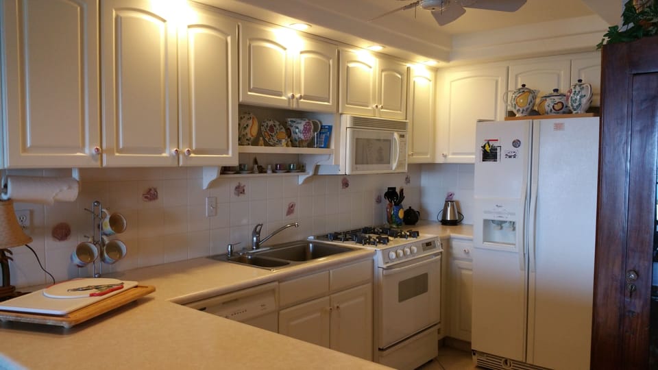Spacious Kitchen