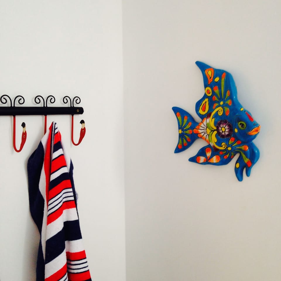 Bathroom detail in room 3.