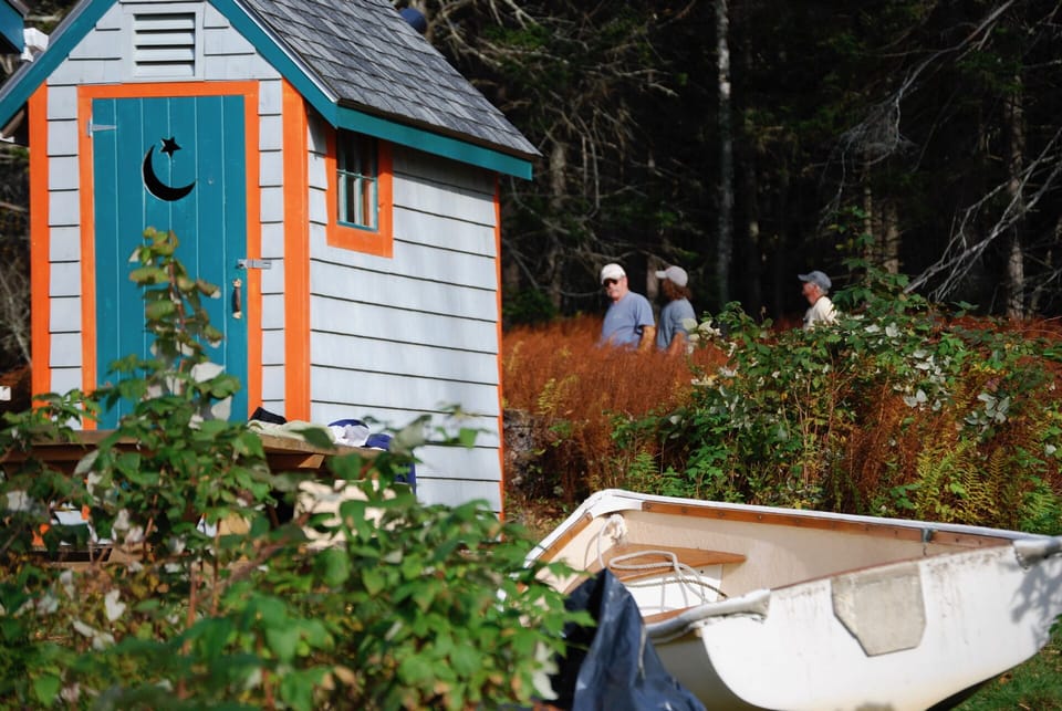 Mid-Coast Maine Island Boathouse: a Kayaker's Dream. Cabin in Bristol