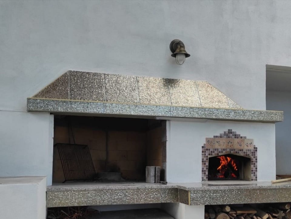 Sea View Apartment 1, next to Beach and Trogir Center Apartment in Trogir