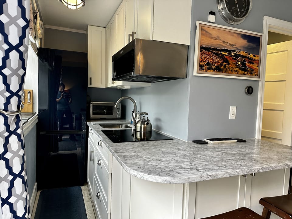 Kitchen area