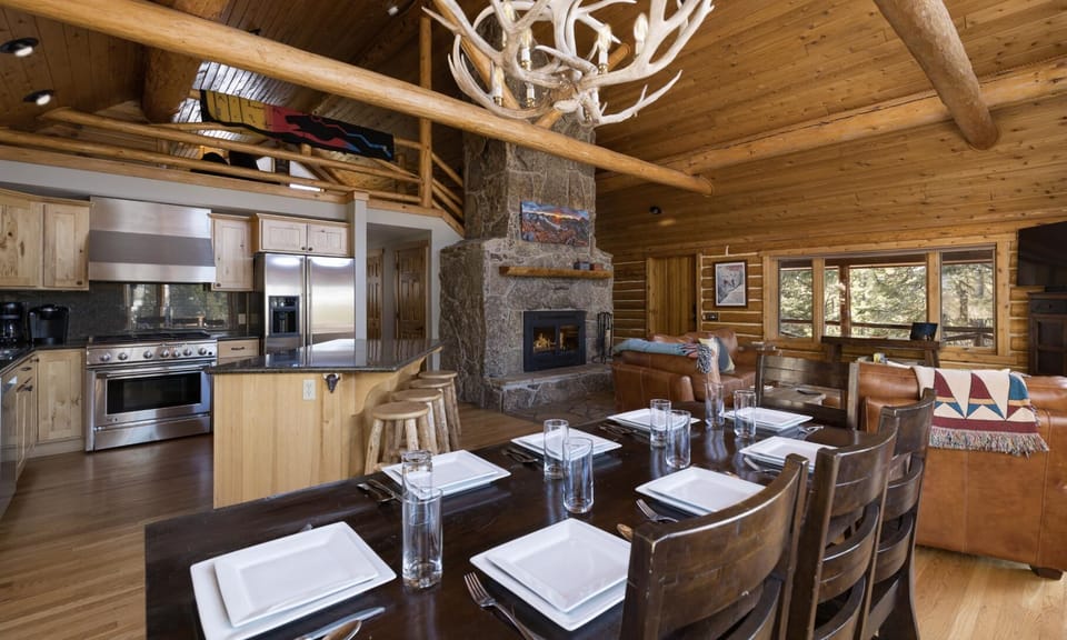 7 Sioux dining3