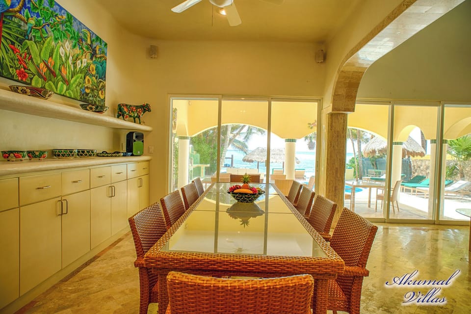 Villa Iguana, Soliman Bay