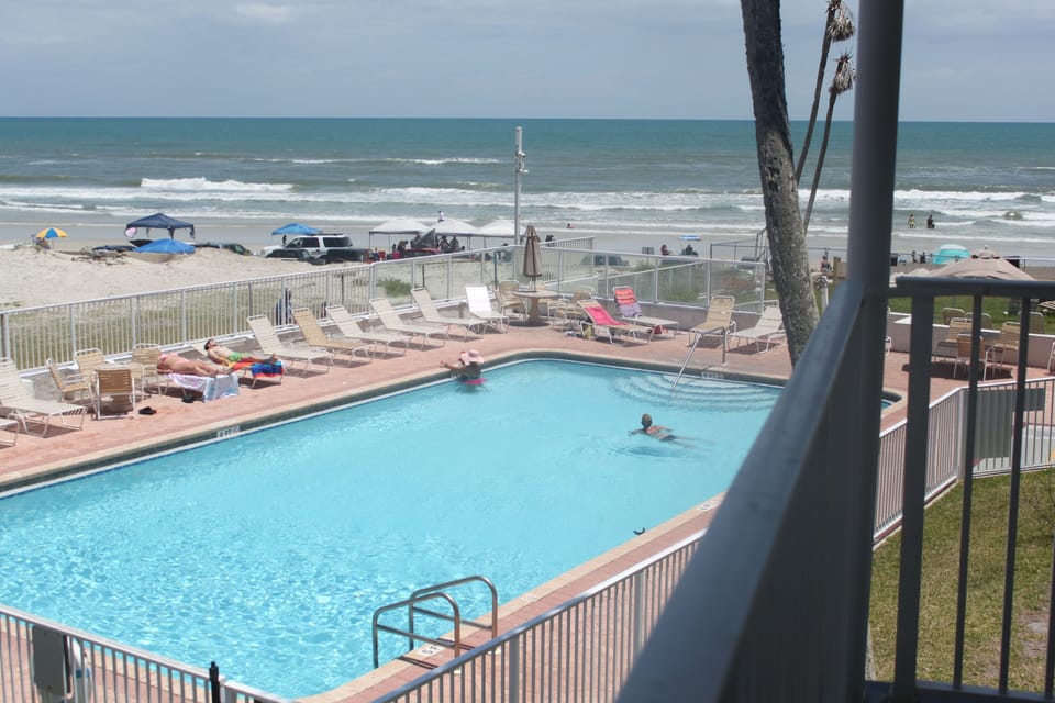 North Side pool