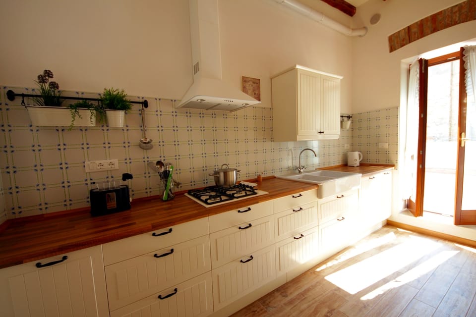 The Kitchen - work area