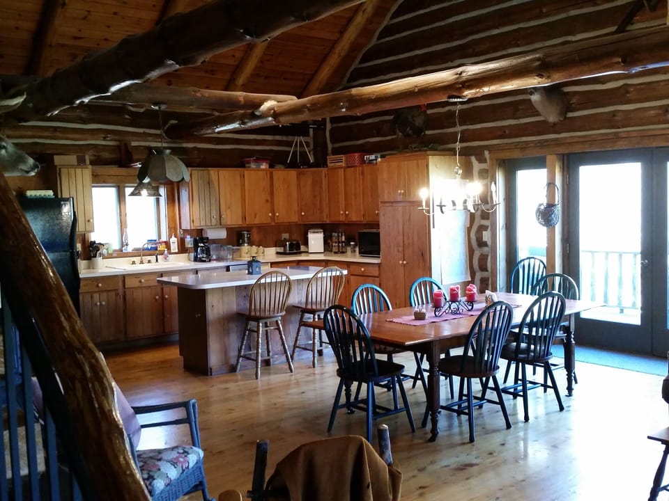 kitchen dining room
