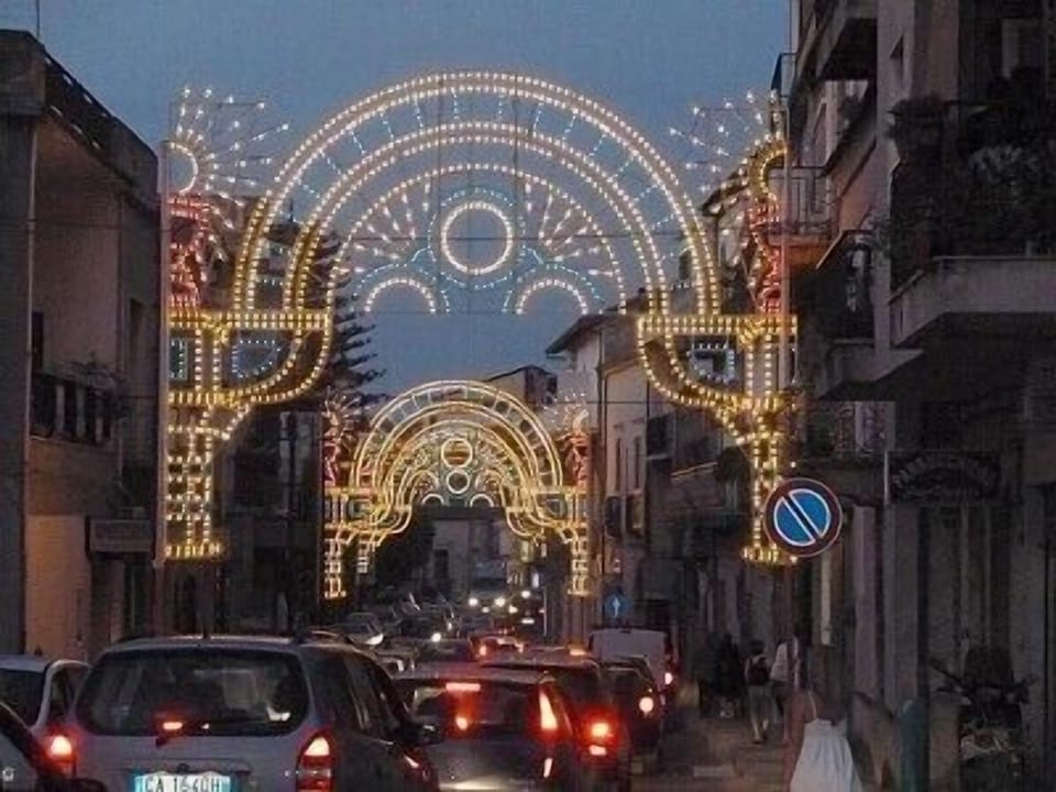 Roccelle by night