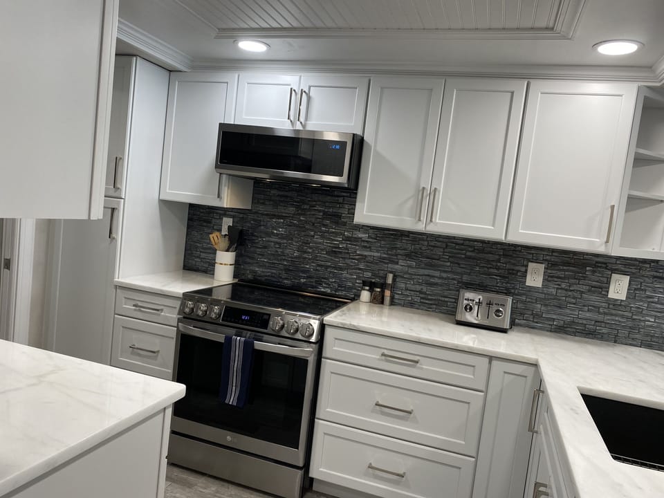 Full Kitchen
