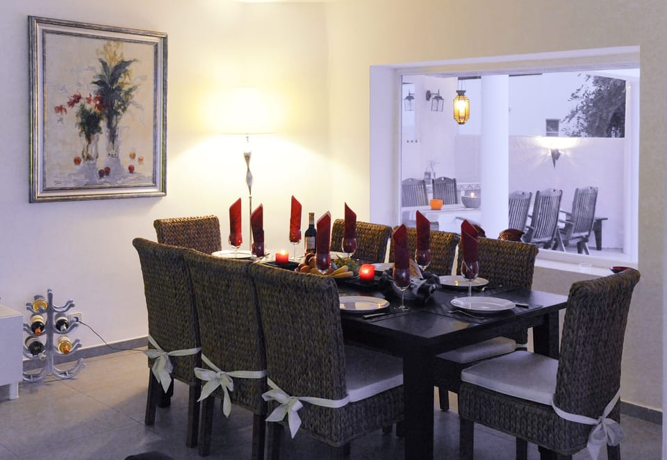 Charming evening dinner indoor and outdoor 
  