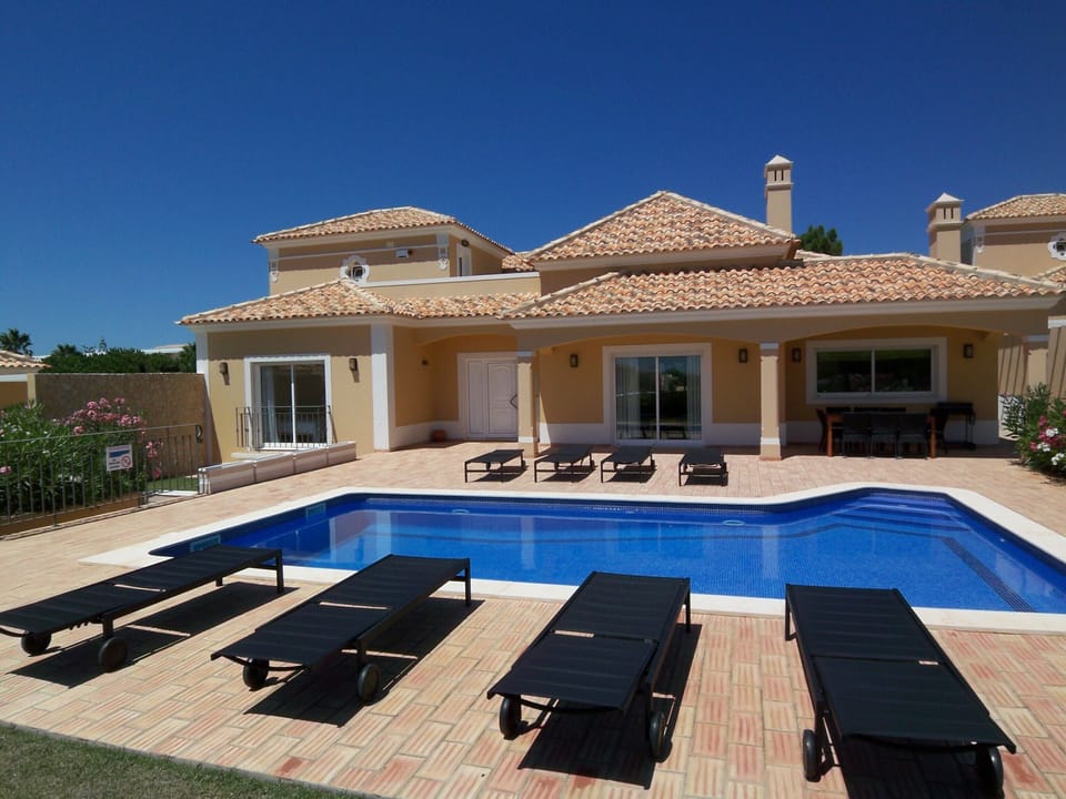 Luxury Beach Villa