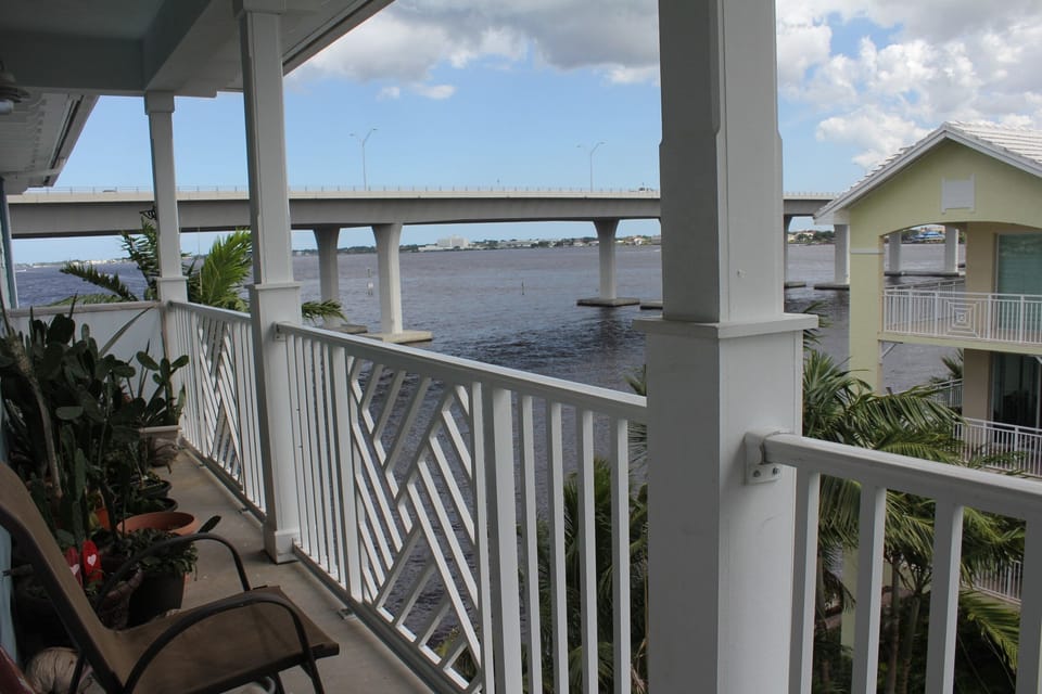 Porch view looking east toward Roosevelt Bridge.