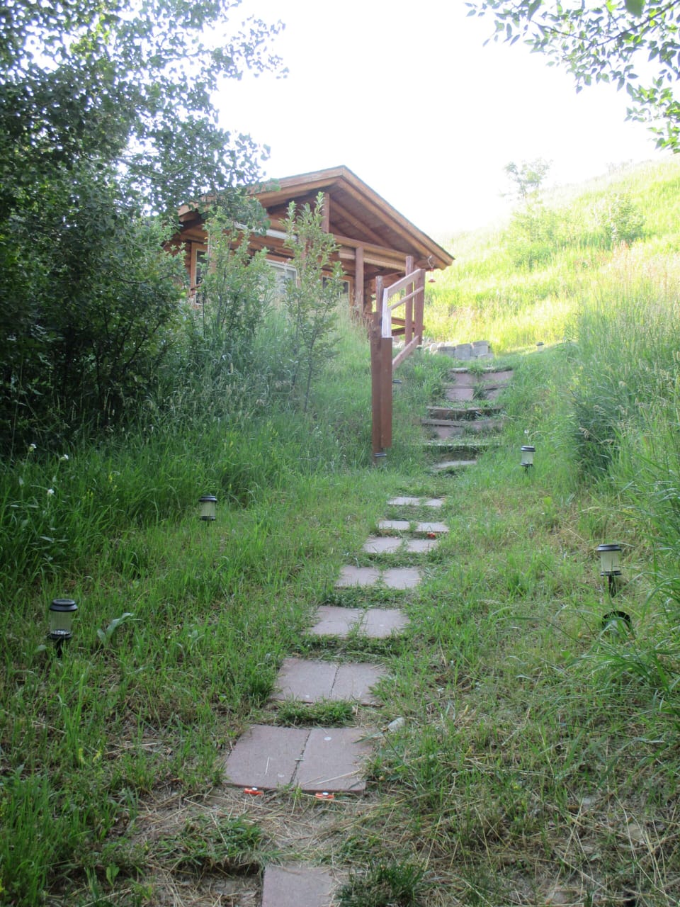 Your secluded Paris cabin and its stunning overlook is just a short hike away