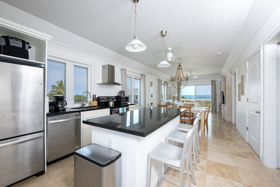 Fully equipped modern kitchen