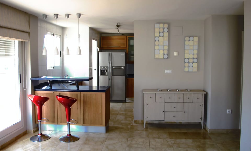 The Kitchen & Bar