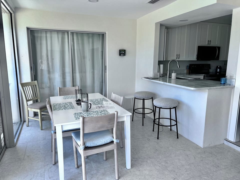 Dining area overlooking the bayou.

